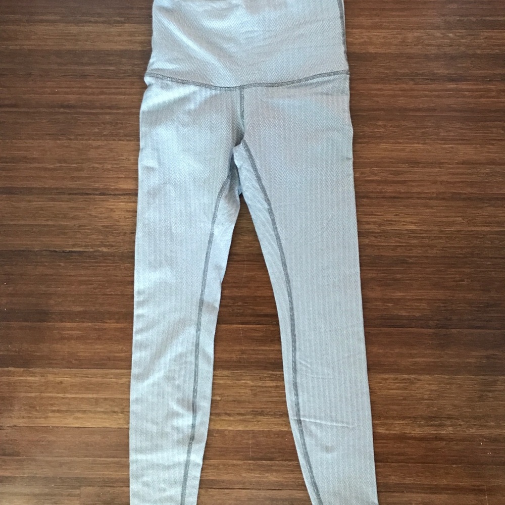 Lulu Lemon Grey Leggings